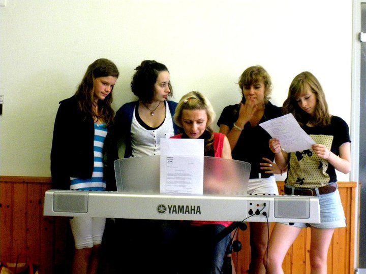 46887_1612977691207_1439246355_31651605_6791470_n